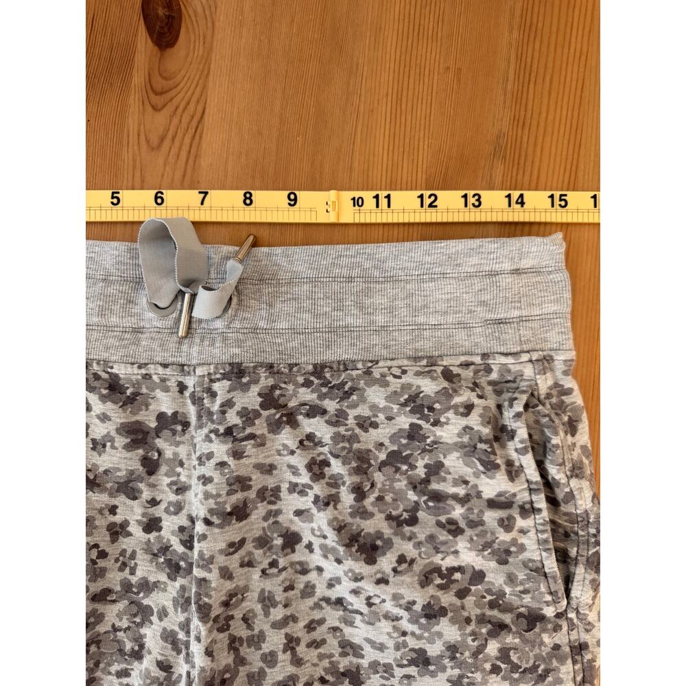 Athleta Balance Jogger Gray Animal Print Tencel Lyocell Sweatpants Size S - Picture 7 of 9